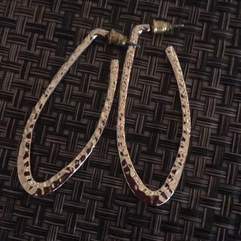 Gold earrings